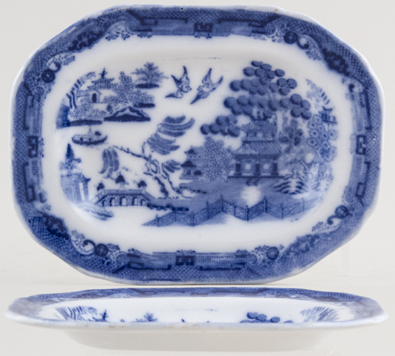 Platter very small c1900